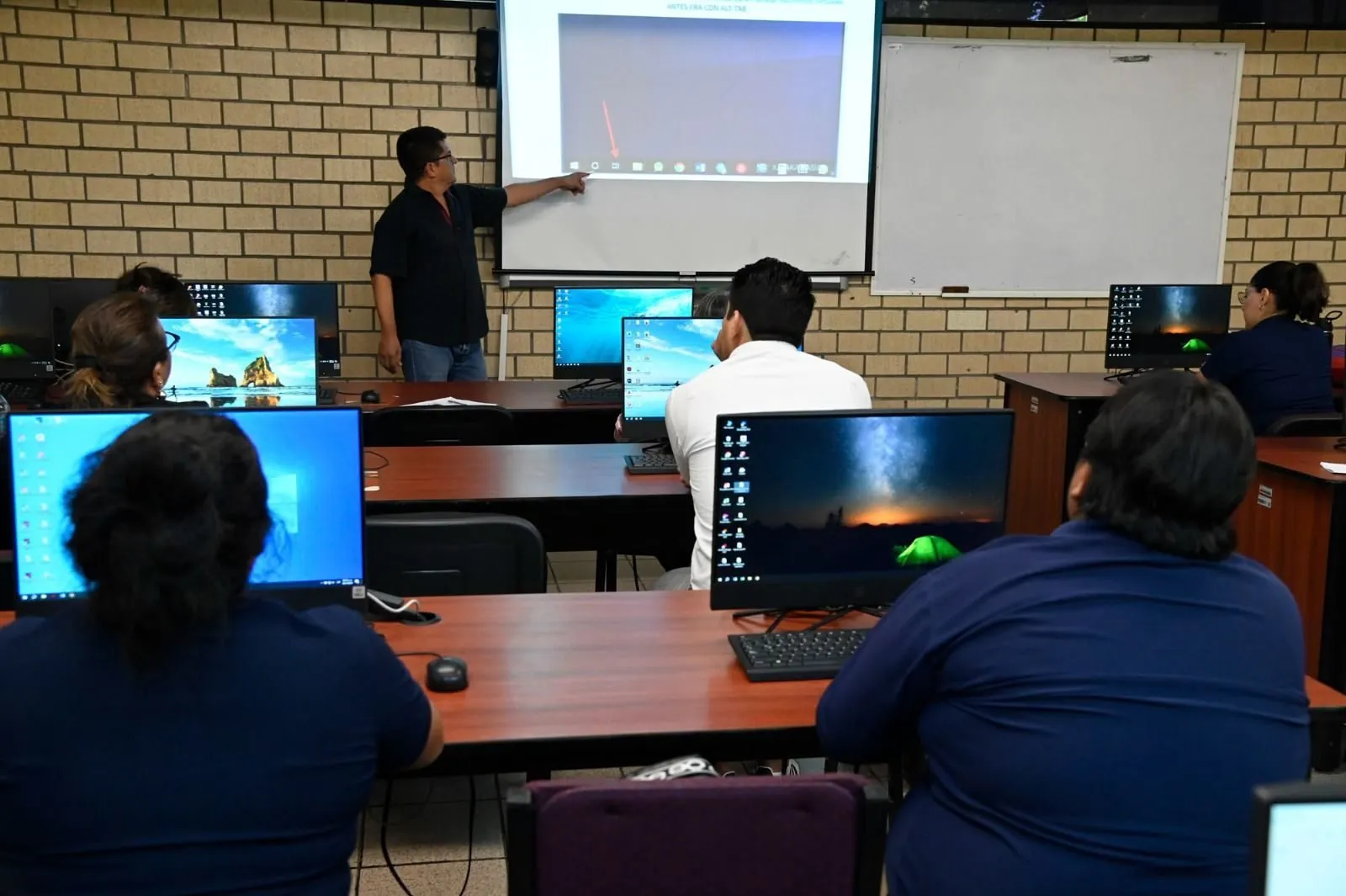 El Centro de Cómputo Universitario invita a ser parte de su oferta educativa a iniciar este mes, desde edición de video hasta las criptomonedas El Centro de Cómputo Universitario invita a ser parte de su oferta educativa a iniciar este mes, desde edición de video hasta las criptomonedas