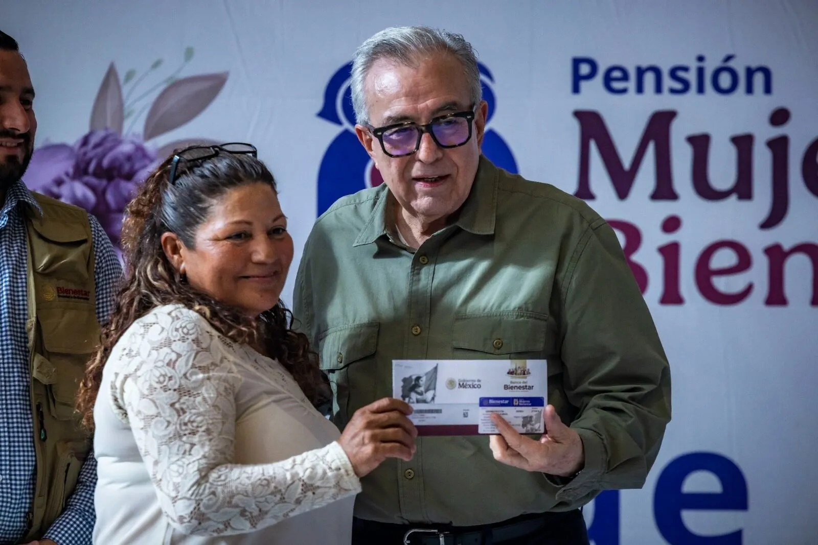 Este año, 47 mil mujeres sinaloenses recibirán la Pensión Mujeres Bienestar, informa Gobernador Rocha Este año, 47 mil mujeres sinaloenses recibirán la Pensión Mujeres Bienestar, informa Gobernador Rocha