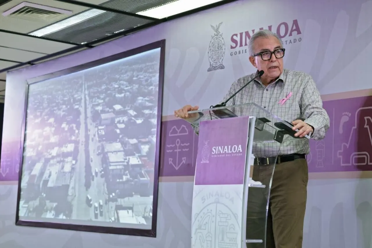Propondrá gobernador Rocha al Congreso del Estado ampliar dos kilómetros más el nuevo malecón en construcción Propondrá gobernador Rocha al Congreso del Estado ampliar dos kilómetros más el nuevo malecón en construcción