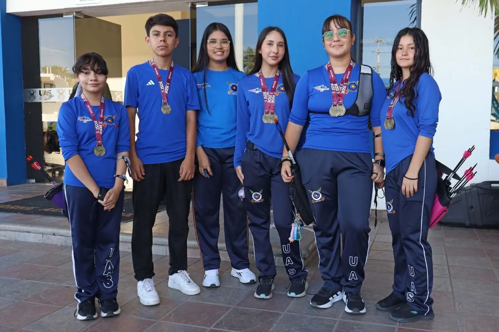 ¡Con la mira en el éxito! Da en el blanco la Escuelita de Tiro con Arco Águilas UAS al ganar ocho medallas en el Torneo Indoor Calacas 2025, en Cosalá ¡Con la mira en el éxito! Da en el blanco la Escuelita de Tiro con Arco Águilas UAS al ganar ocho medallas en el Torneo Indoor Calacas 2025, en Cosalá