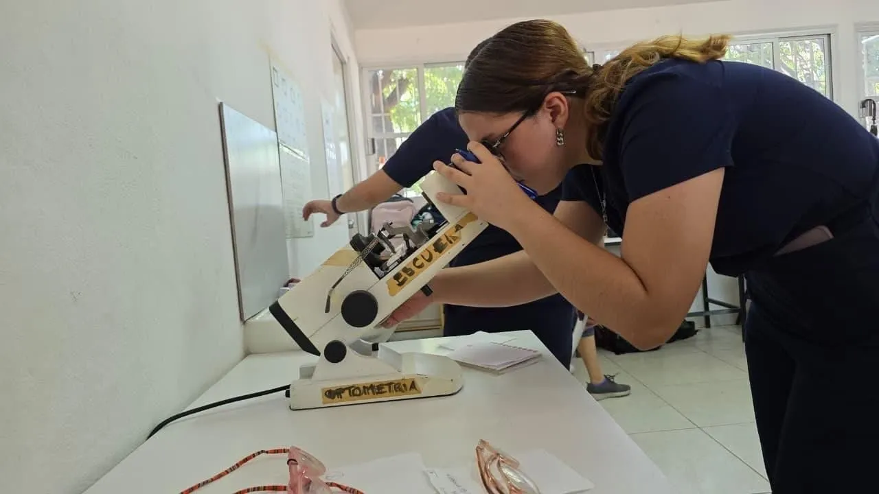 ¡Responsabilidad social! La UAS, a través de la Licenciatura en Optometría del CIDOCS, participará en jornadas de salud visual en Navojoa, Sonora ¡Responsabilidad social! La UAS, a través de la Licenciatura en Optometría del CIDOCS, participará en jornadas de salud visual en Navojoa, Sonora