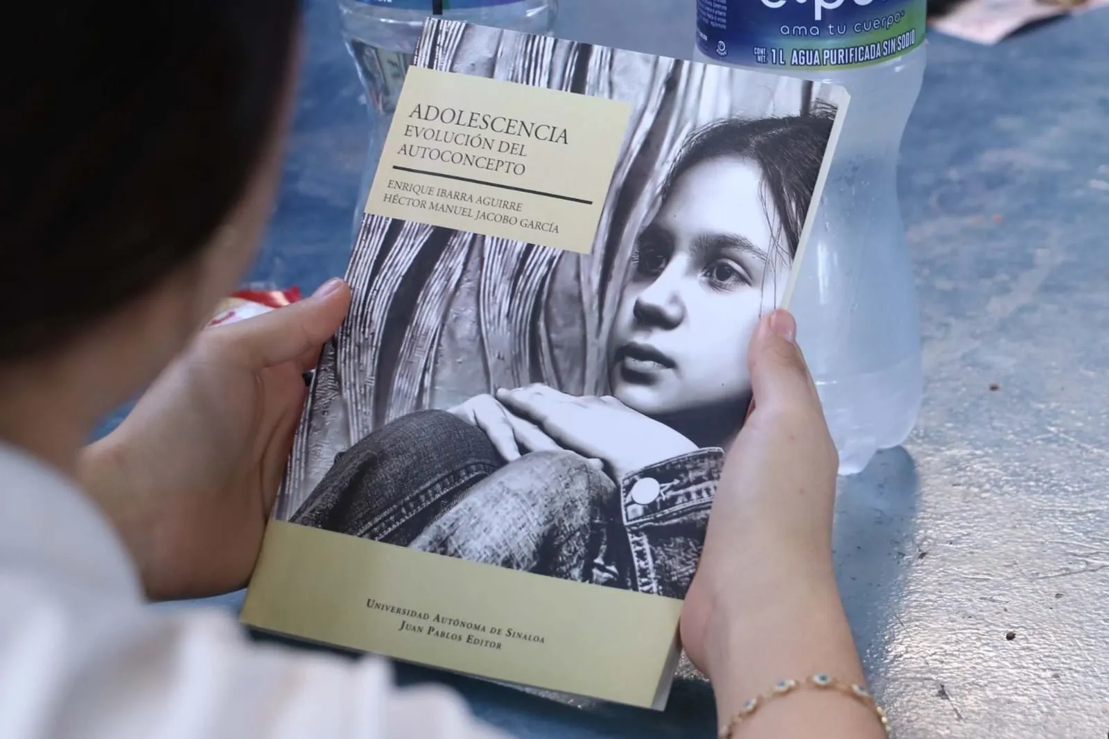 Llega el Programa Libros Libres a la Preparatoria Dr. Salvador Allende para fortalecer el hábito de la lectura entre la comunidad universitaria Llega el Programa Libros Libres a la Preparatoria Dr. Salvador Allende para fortalecer el hábito de la lectura entre la comunidad universitaria