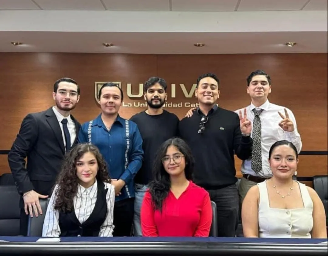 Delegación de la UAS gana el 15vo. Congreso Nacional Universitario de Debate en la UNIVA campus Puerto Vallarta y ahora participará en la sede de la ONU, en Nueva York Delegación de la UAS gana el 15vo. Congreso Nacional Universitario de Debate en la UNIVA campus Puerto Vallarta y ahora participará en la sede de la ONU, en Nueva York