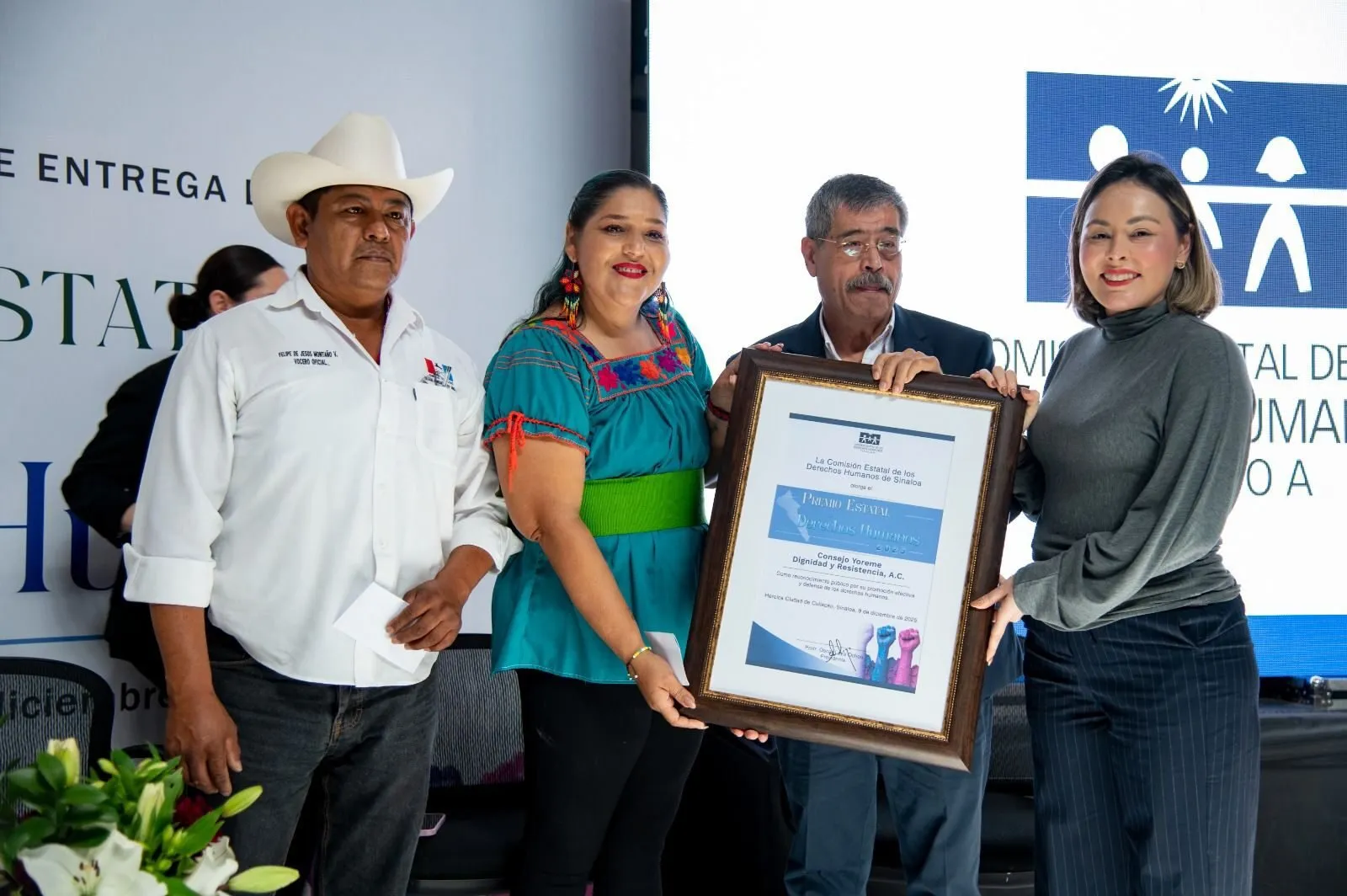 Promotora del respeto a las garantías, la UAS se suma al Premio Estatal de Derechos Humanos 2025 por su alta misión humanista, entregado al Consejo Yoreme de Dignidad y Resistencia Promotora del respeto a las garantías, la UAS se suma al Premio Estatal de Derechos Humanos 2025 por su alta misión humanista, entregado al Consejo Yoreme de Dignidad y Resistencia