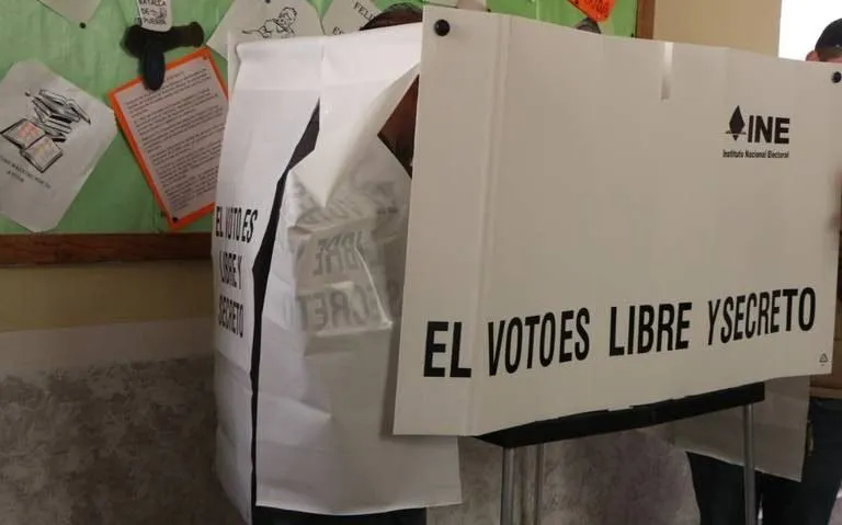 Próxima reforma electoral en México será “atractiva y ambiciosa”, asegura especialista; propone prohibir coaliciones y endurece requisitos a partidos Próxima reforma electoral en México será “atractiva y ambiciosa”, asegura especialista; propone prohibir coaliciones y endurece requisitos a partidos