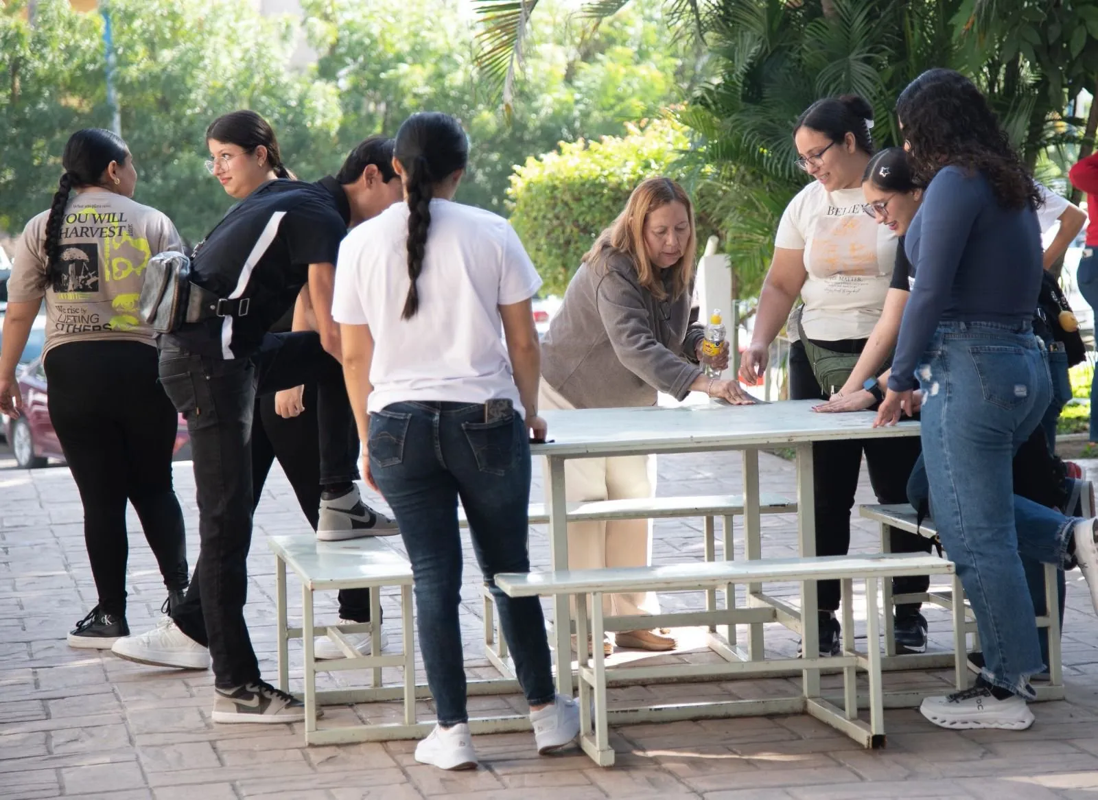 La Facultad de Trabajo Social Culiacán se une al Reto Mejora de la Unidad de Bienestar Universitario con jornada de restauración “Adopta una Mesa” La Facultad de Trabajo Social Culiacán se une al Reto Mejora de la Unidad de Bienestar Universitario con jornada de restauración “Adopta una Mesa”