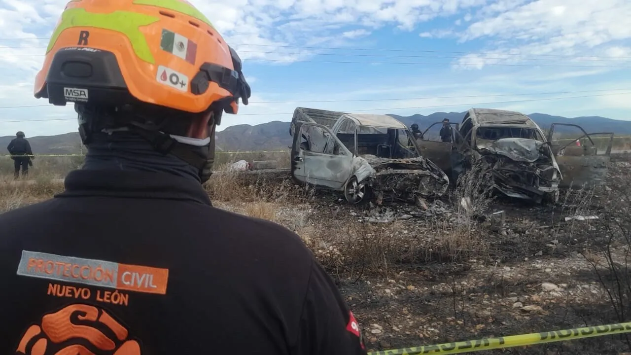 Choque frontal en Lampazos deja dos muertos y seis heridos Choque frontal en Lampazos deja dos muertos y seis heridos