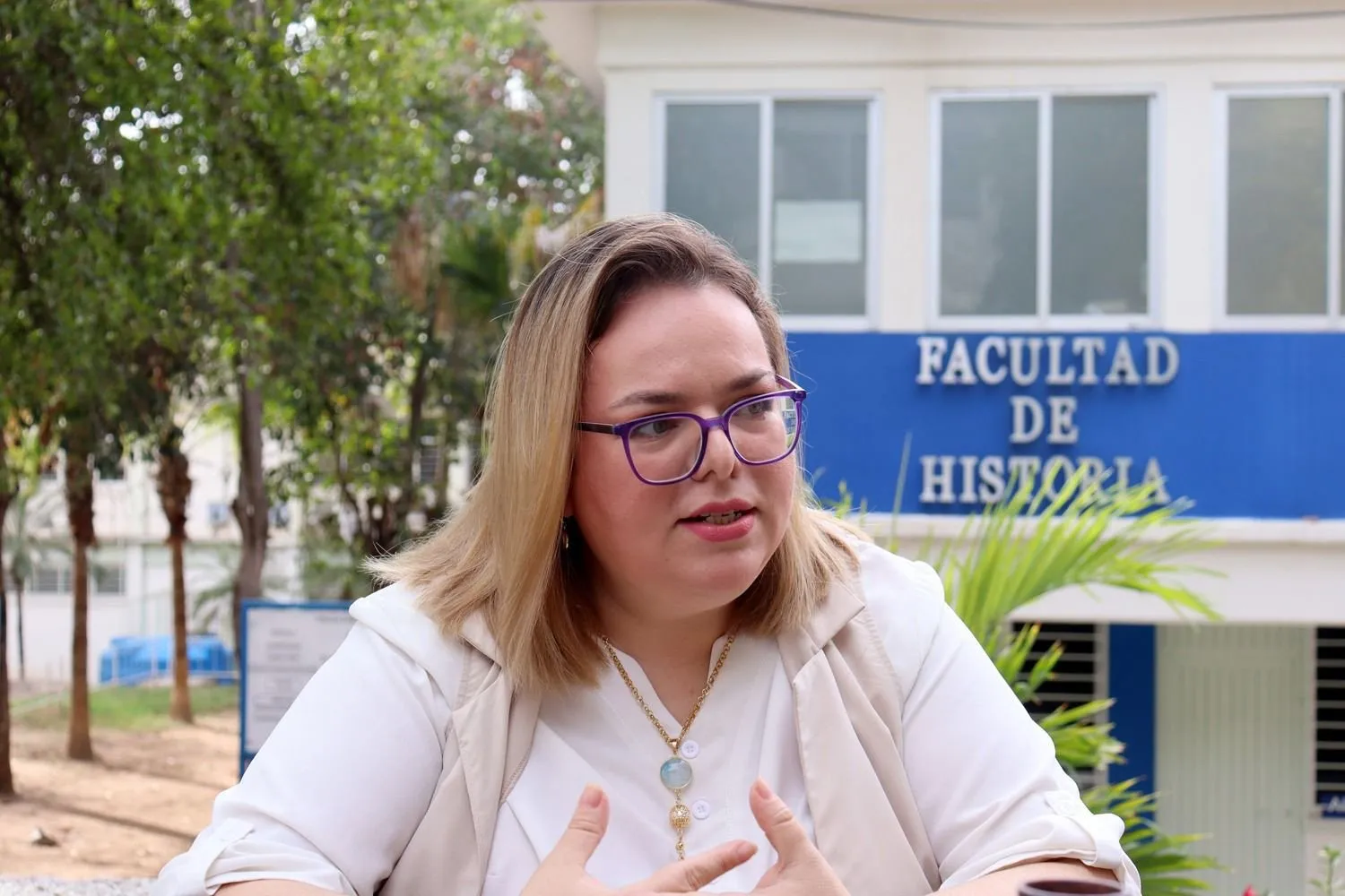 Investigadora de la UAS se integra a la prestigiosa Red de Historia Demográfica con sede en México; reconocen su trayectoria por manejo de bases de datos coloniales Investigadora de la UAS se integra a la prestigiosa Red de Historia Demográfica con sede en México; reconocen su trayectoria por manejo de bases de datos coloniales
