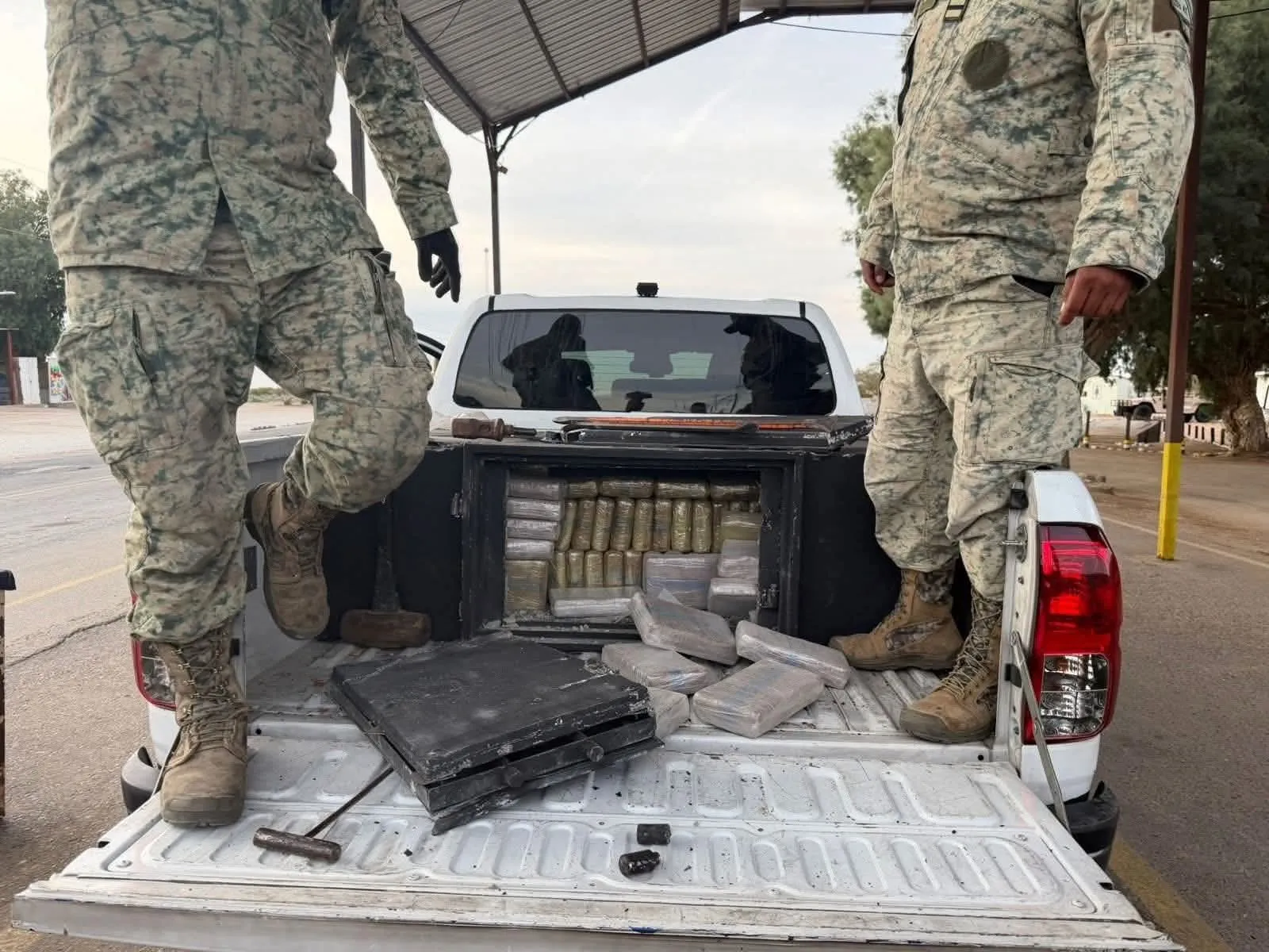 Operación de rutina en Sonora incauta cargamento de 165 kilos de polvo blanco Operación de rutina en Sonora incauta cargamento de 165 kilos de polvo blanco