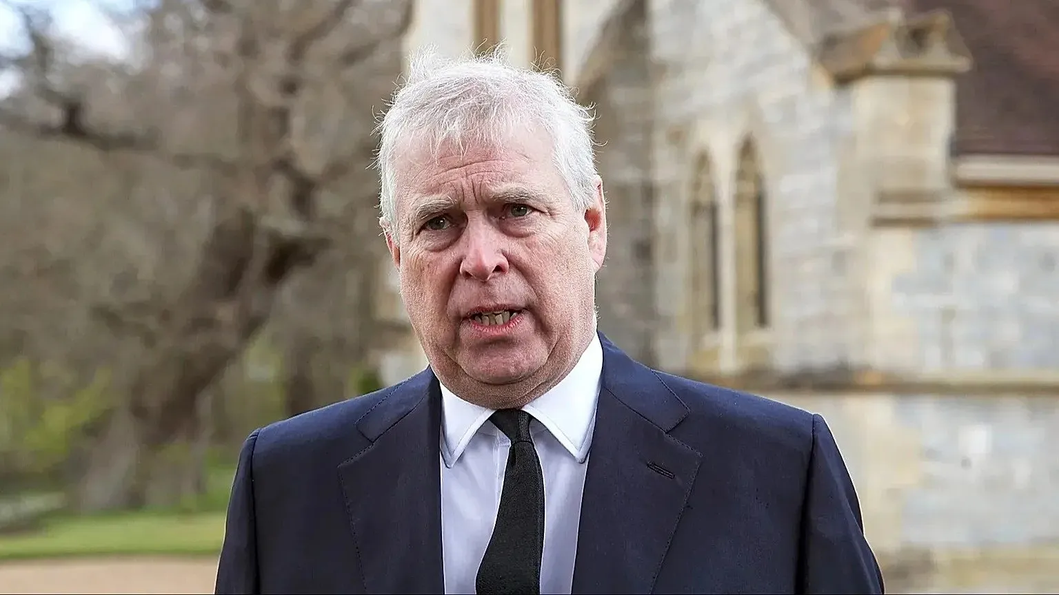 Andrew Mountbatten‑Windsor bajo investigación Andrew Mountbatten‑Windsor bajo investigación
