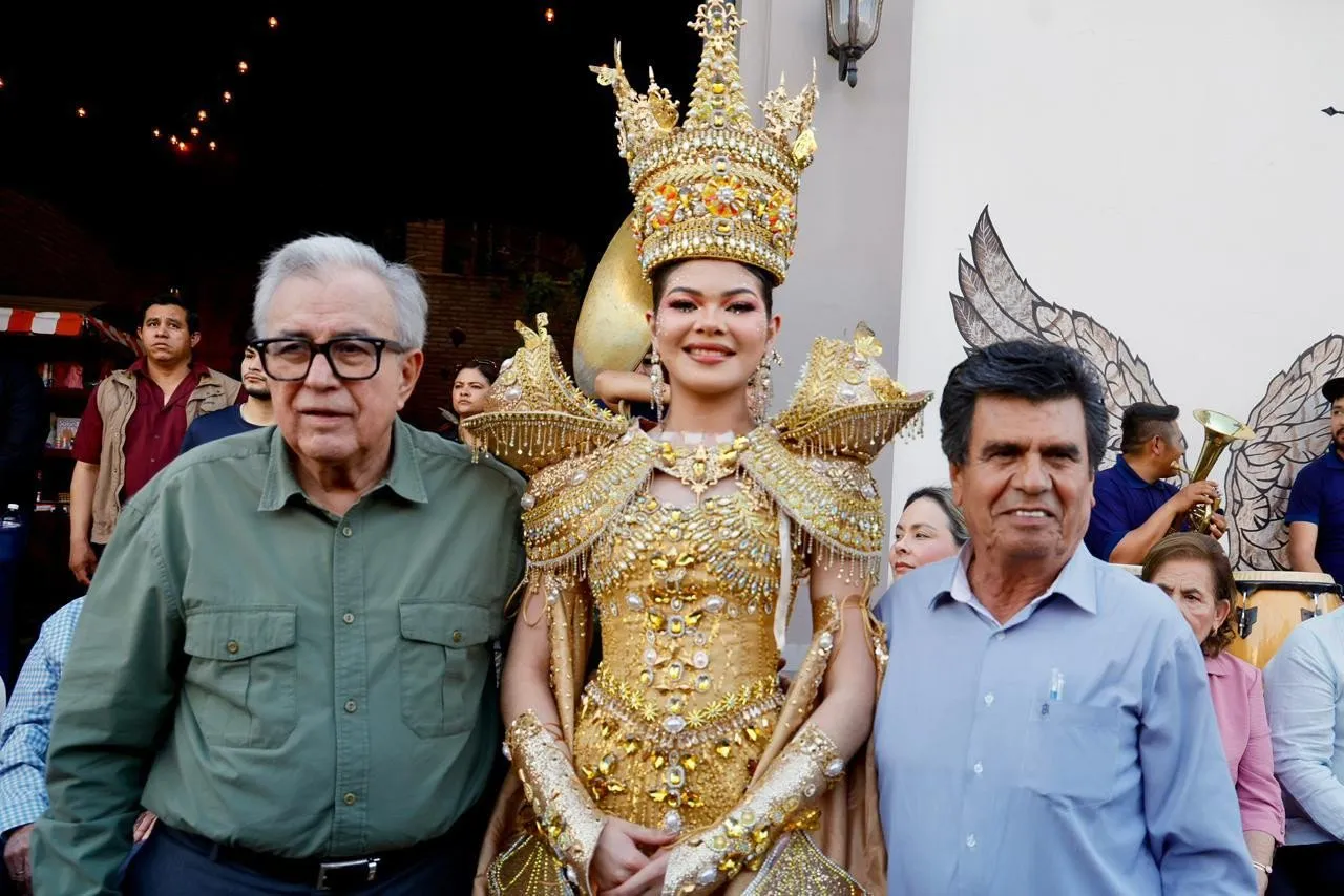 Gobernador Rocha presencia una tarde de carnaval en el Pueblo Mágico de Mocorito Gobernador Rocha presencia una tarde de carnaval en el Pueblo Mágico de Mocorito