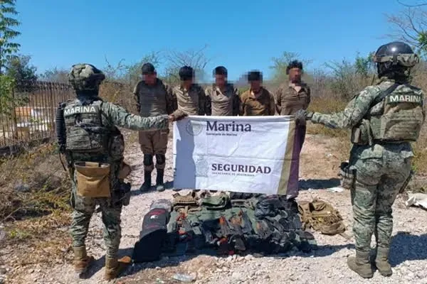 Ataca grupo armado a marinos en la Sierra de Mazatlán; arrestan a seis criminales Ataca grupo armado a marinos en la Sierra de Mazatlán; arrestan a seis criminales