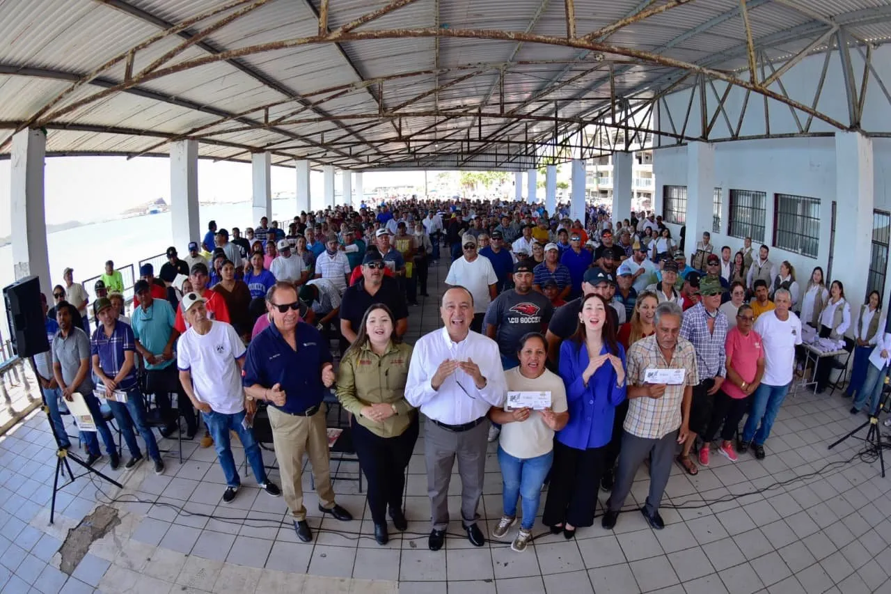 Más de 6 mil 700 pescadores ahomenses reciben sus tarjetas Bienpesca Más de 6 mil 700 pescadores ahomenses reciben sus tarjetas Bienpesca