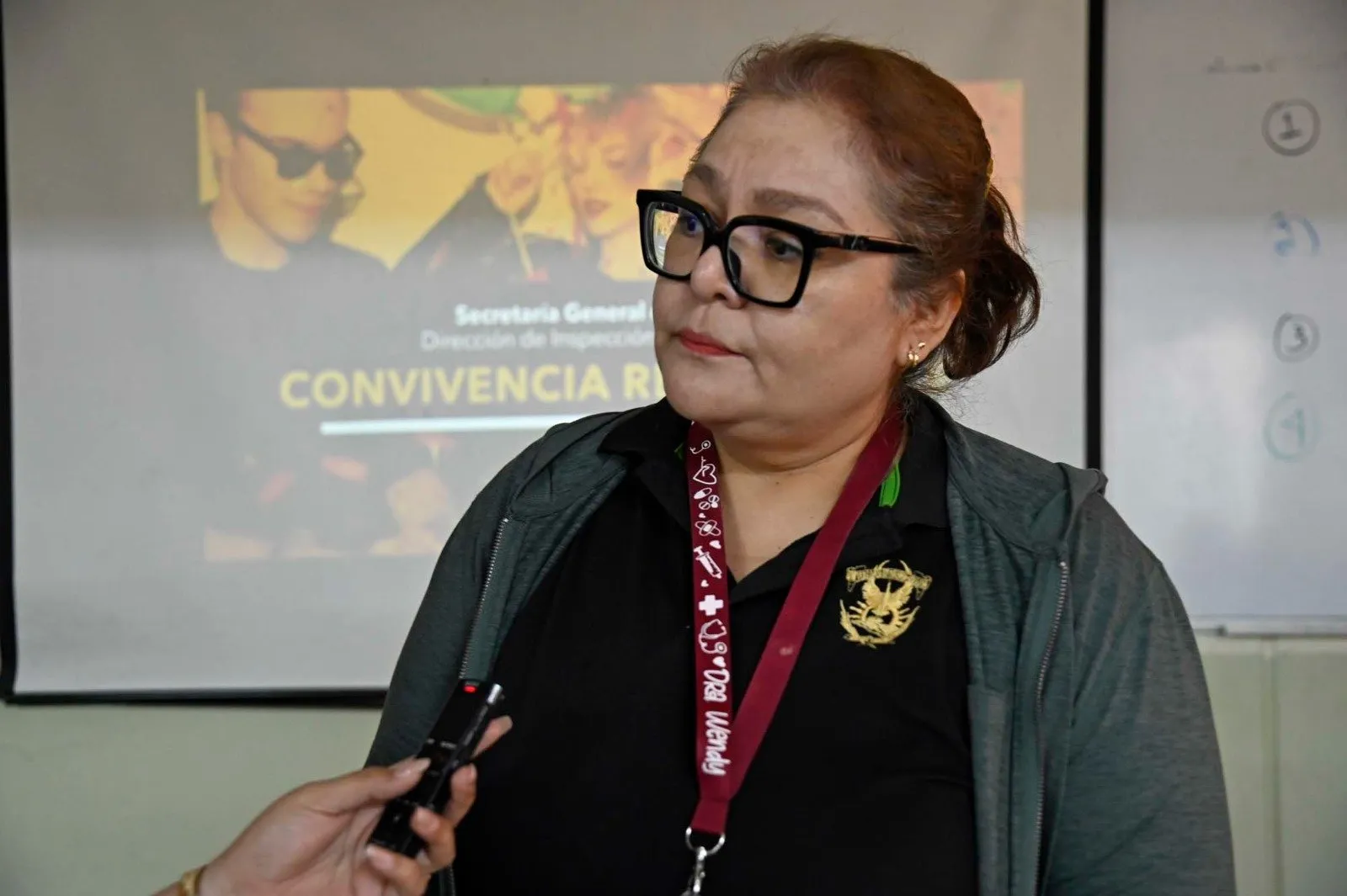 Llevan Bienestar Universitario y Gobierno del Estado campaña de sensibilización y prevención del alcoholismo a la Preparatoria Augusto César Sandino Llevan Bienestar Universitario y Gobierno del Estado campaña de sensibilización y prevención del alcoholismo a la Preparatoria Augusto César Sandino