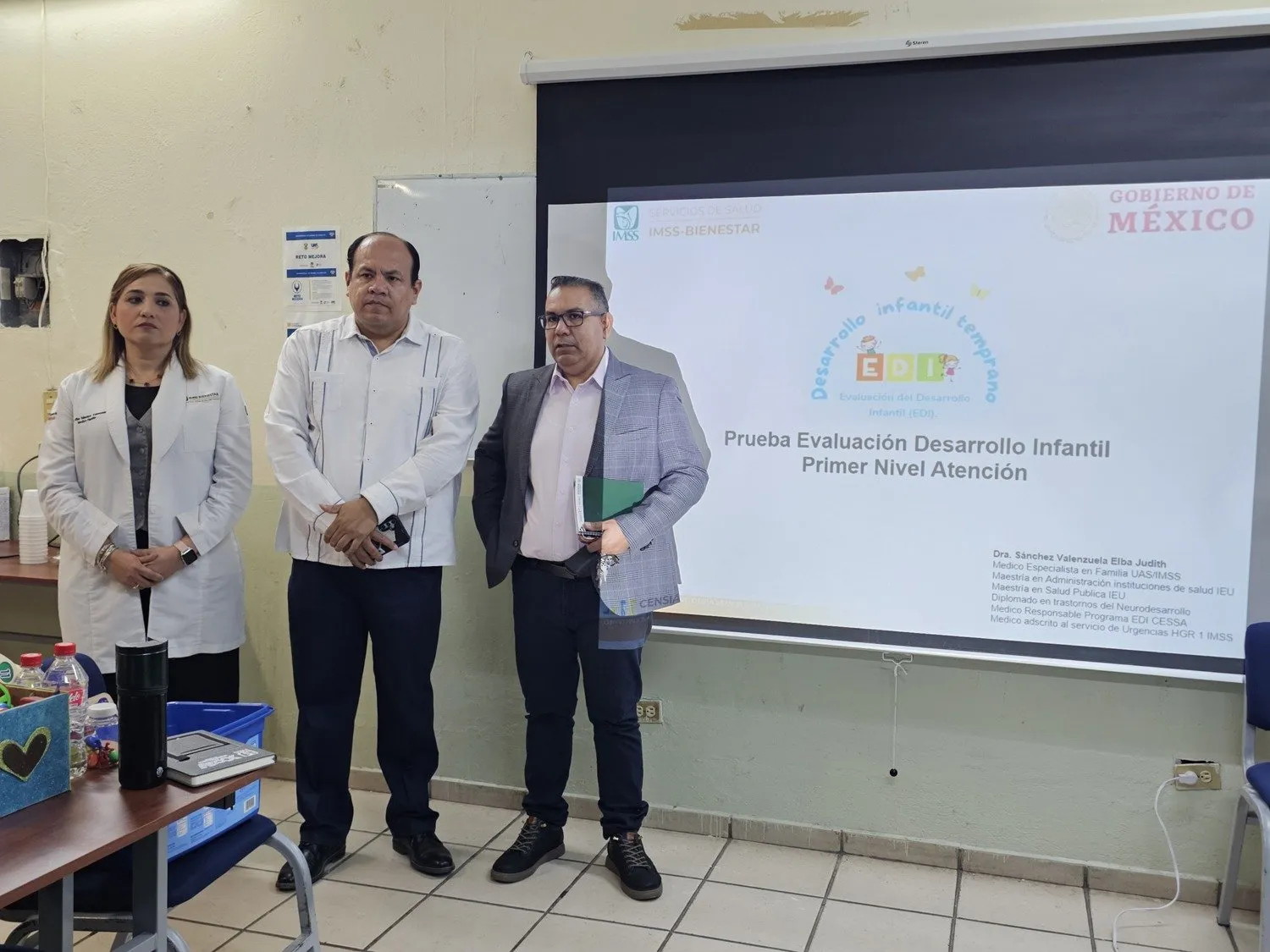 La Facultad de Enfermería capacita a estudiantes de posgrado en evaluación del desarrollo infantil; fortalece la detección temprana de trastornos neurológicos en la niñez La Facultad de Enfermería capacita a estudiantes de posgrado en evaluación del desarrollo infantil; fortalece la detección temprana de trastornos neurológicos en la niñez