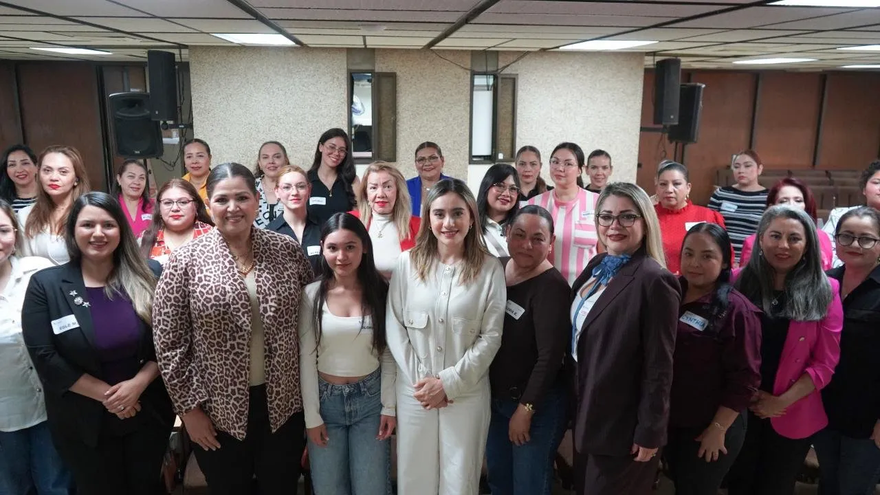SEMUJERES e ICATSIN impulsan taller de liderazgo femenino para colaboradoras y así potenciar nuevas capacidades SEMUJERES e ICATSIN impulsan taller de liderazgo femenino para colaboradoras y así potenciar nuevas capacidades