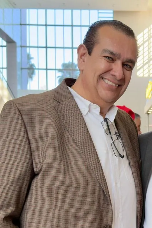 Nadie va a frenar Puerto Peñasco: Aurelio Esquer pide a Tereso Medina Ramírez intervenir y cerrar filas Nadie va a frenar Puerto Peñasco: Aurelio Esquer pide a Tereso Medina Ramírez intervenir y cerrar filas
