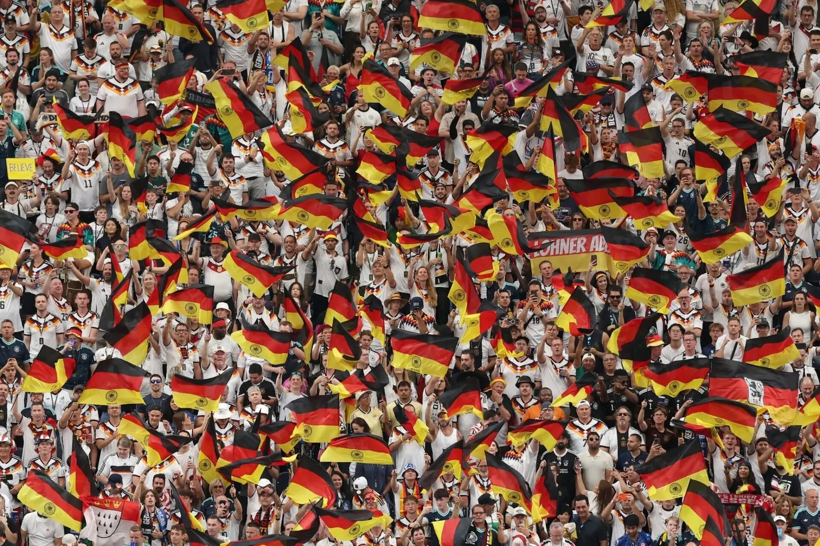 Lluvia de goles y sorpresas tácticas: El primer fin de semana del Mundial 2026 bajo la lupa de los expertos Lluvia de goles y sorpresas tácticas: El primer fin de semana del Mundial 2026 bajo la lupa de los expertos