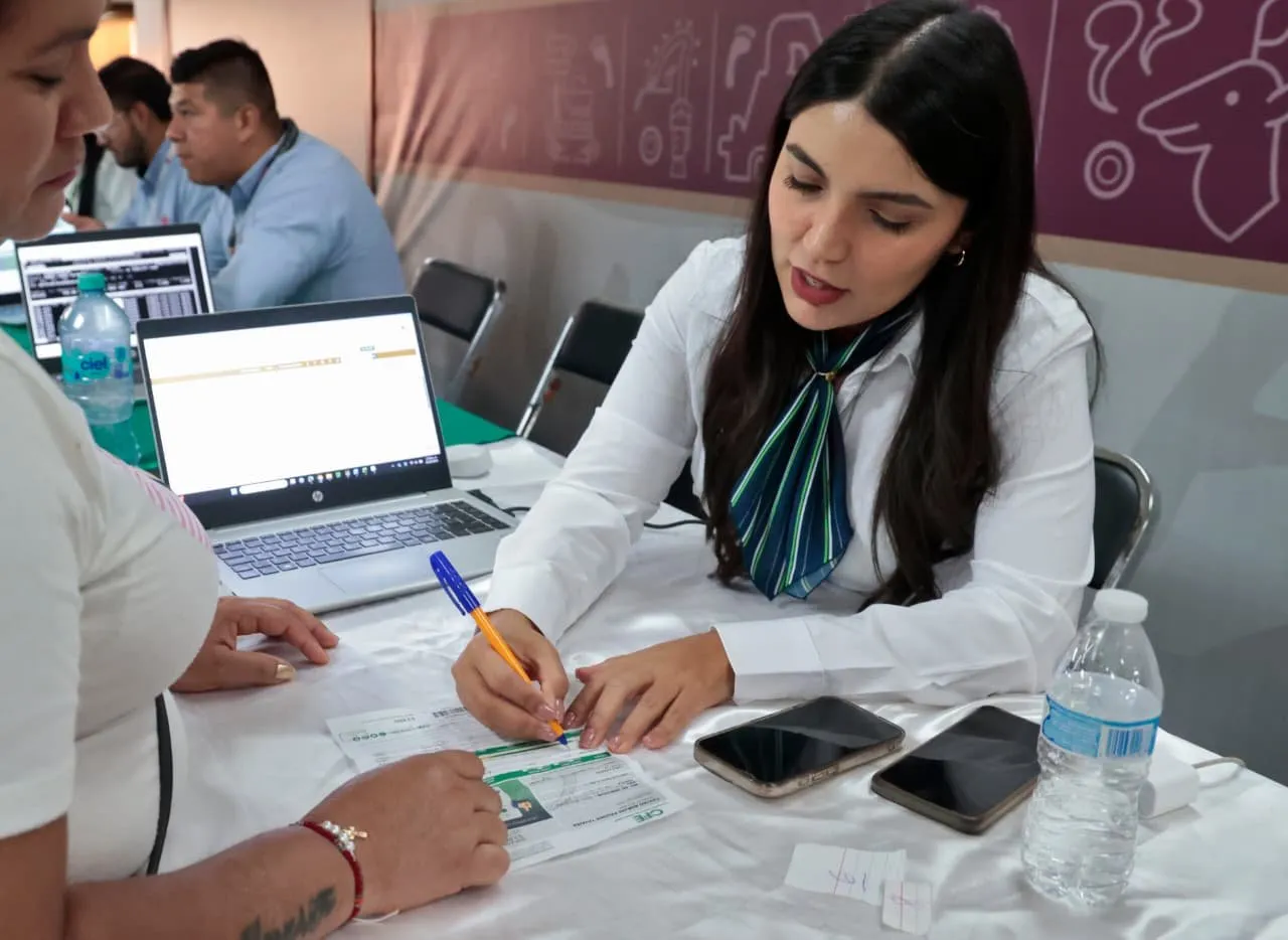 CFE atiende a usuarios por inconformidades relacionadas con facturación del servicio eléctrico CFE atiende a usuarios por inconformidades relacionadas con facturación del servicio eléctrico