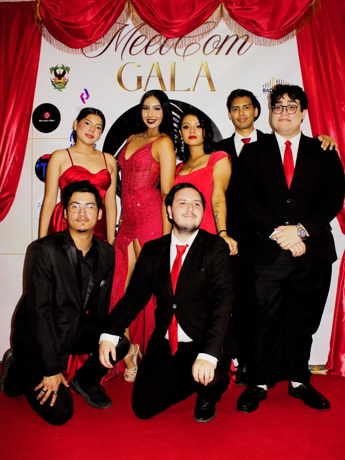 Con alfombra roja y producción en vivo, estudiantes de Ciencias de la Comunicación de la UAS ponen en práctica sus competencias en la gala “MeetCom” Con alfombra roja y producción en vivo, estudiantes de Ciencias de la Comunicación de la UAS ponen en práctica sus competencias en la gala “MeetCom”