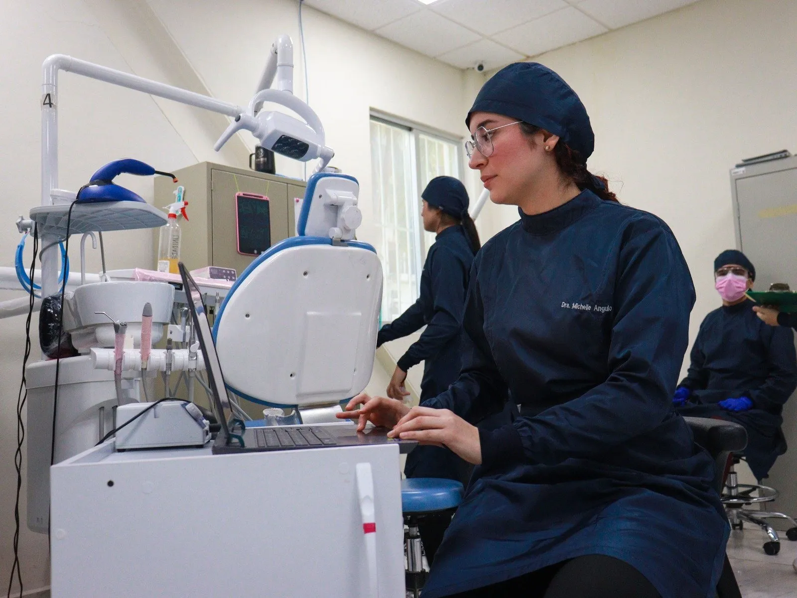 Alumna de la UAS logra segundo lugar nacional en la XVIII Reunión Nacional de Posgrados en Prostodoncia; premian caso clínico de Rehabilitación Oral Alumna de la UAS logra segundo lugar nacional en la XVIII Reunión Nacional de Posgrados en Prostodoncia; premian caso clínico de Rehabilitación Oral