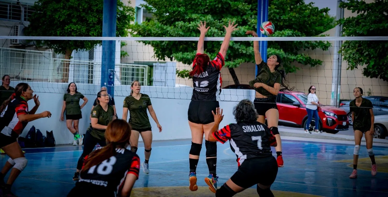 El SUNTUAS impulsa la convivencia y el deporte; encabeza la inauguración de la Primera Liga Intersindical Municipal de Voleibol Femenil de Culiacán El SUNTUAS impulsa la convivencia y el deporte; encabeza la inauguración de la Primera Liga Intersindical Municipal de Voleibol Femenil de Culiacán
