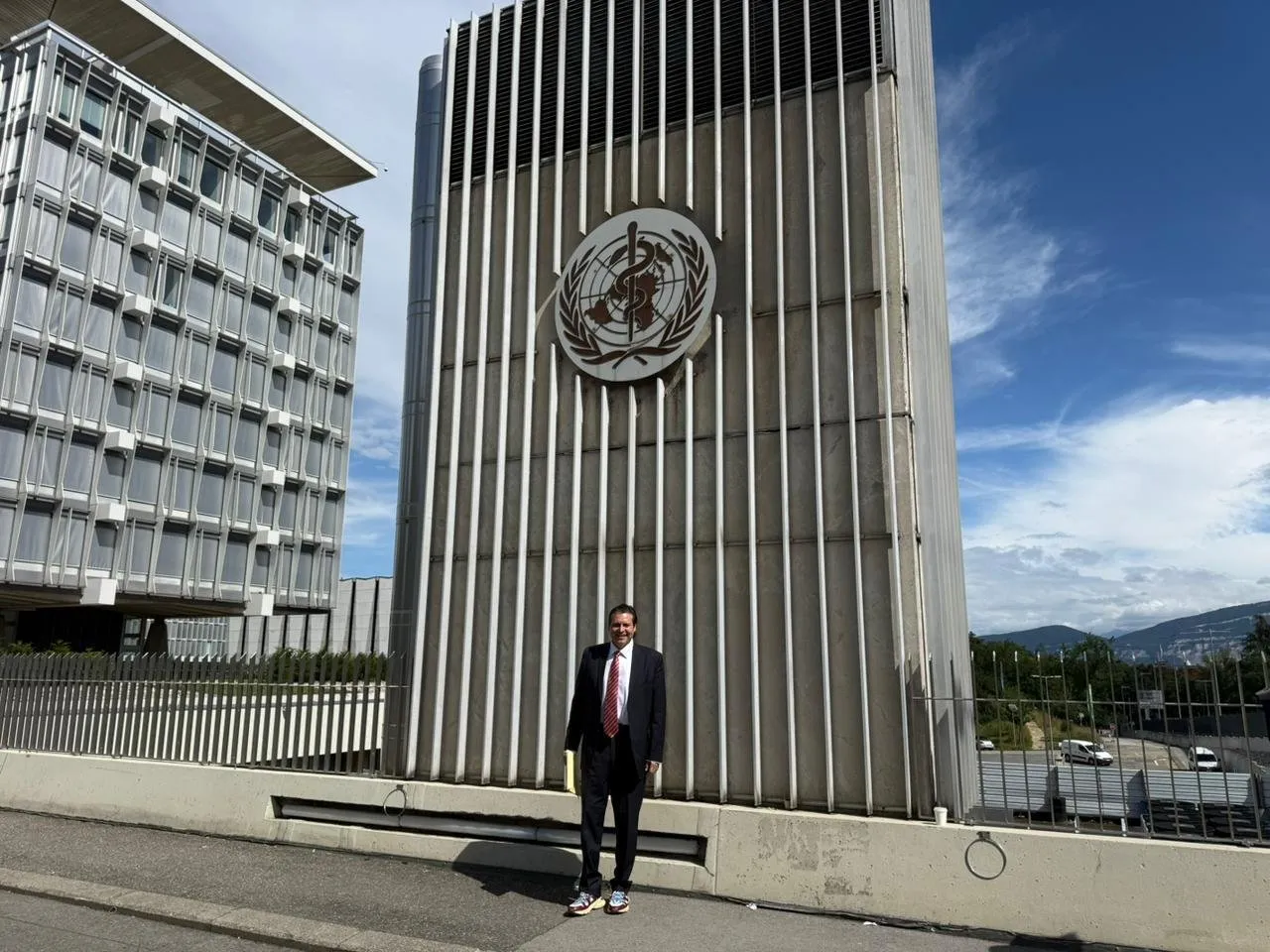 MARIO ZAMORA LLEVA A LA ONU Y A LA OMS PLAN PARA TRANSFORMAR LA AMAPOLA EN MEDICINA Y QUITARLE EL NEGOCIO AL CRIMEN MARIO ZAMORA LLEVA A LA ONU Y A LA OMS PLAN PARA TRANSFORMAR LA AMAPOLA EN MEDICINA Y QUITARLE EL NEGOCIO AL CRIMEN