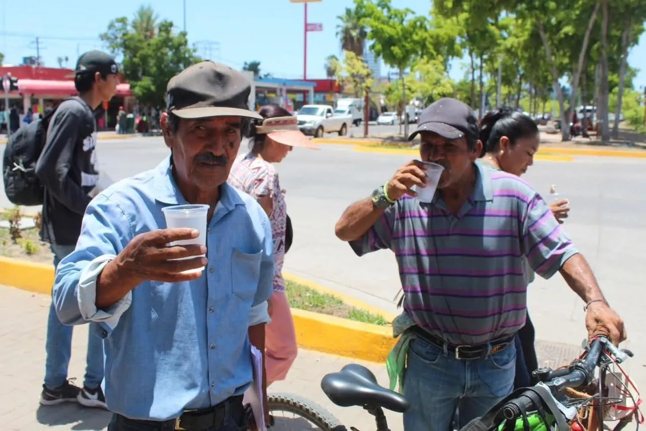 Llama Salud Municipal a extremar precauciones por golpes de calor y deshidratación Llama Salud Municipal a extremar precauciones por golpes de calor y deshidratación