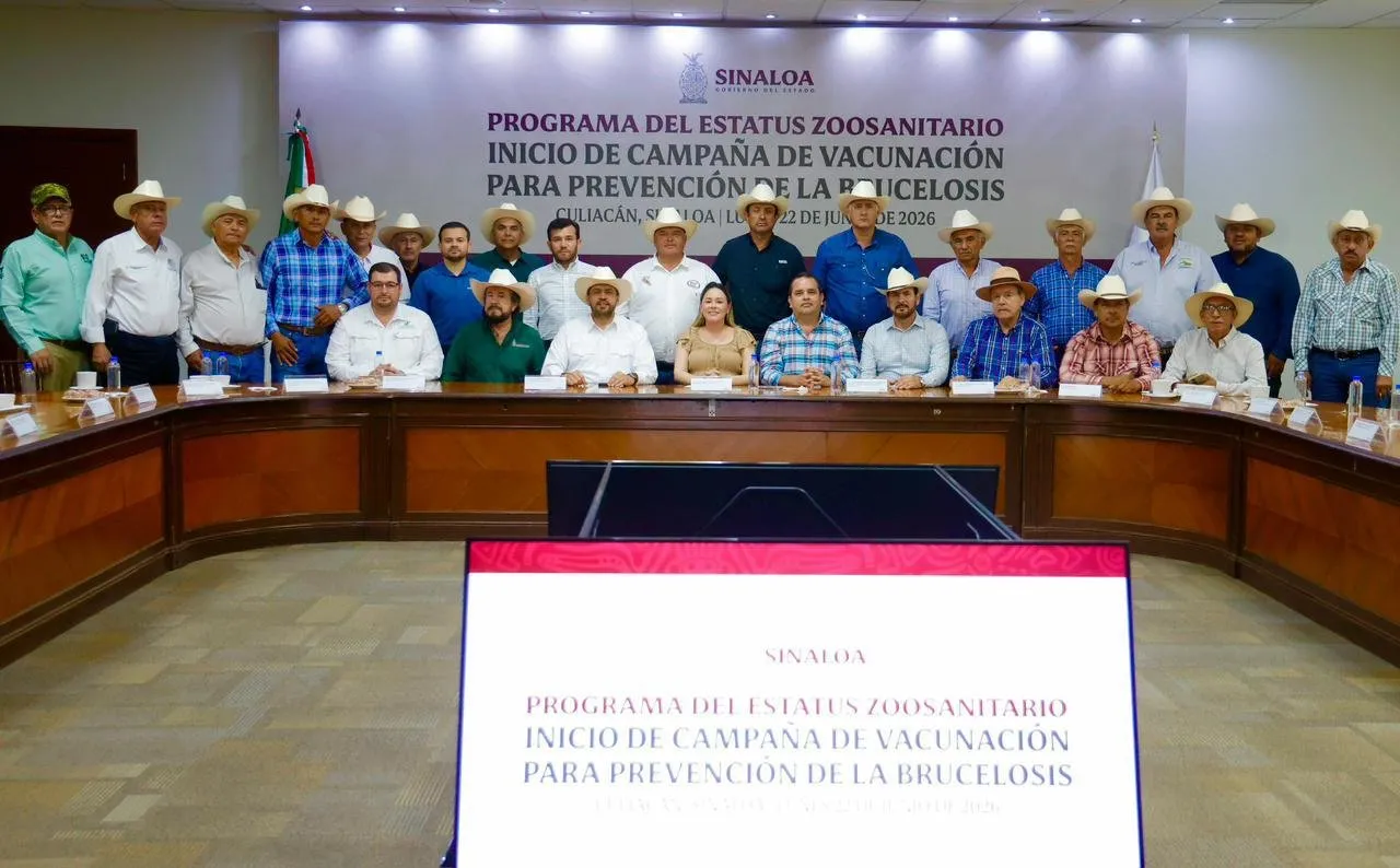 Gobernadora Yeraldine marca el inicio de la campaña de vacunación para prevenir la brucelosis bovina Gobernadora Yeraldine marca el inicio de la campaña de vacunación para prevenir la brucelosis bovina