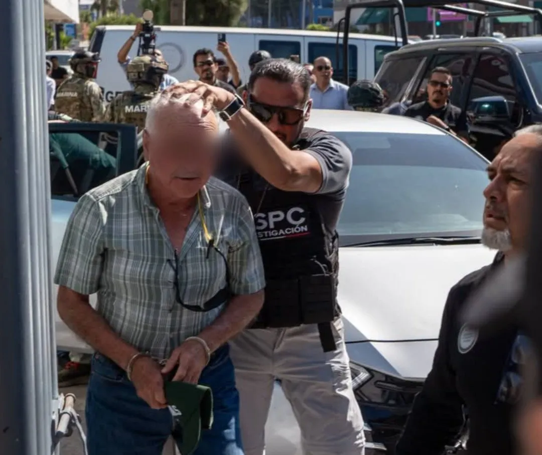 Cae el primer gobernador de oposición: Detienen a Ernesto Ruffo por huachicol fiscal y delincuencia organizada Cae el primer gobernador de oposición: Detienen a Ernesto Ruffo por huachicol fiscal y delincuencia organizada