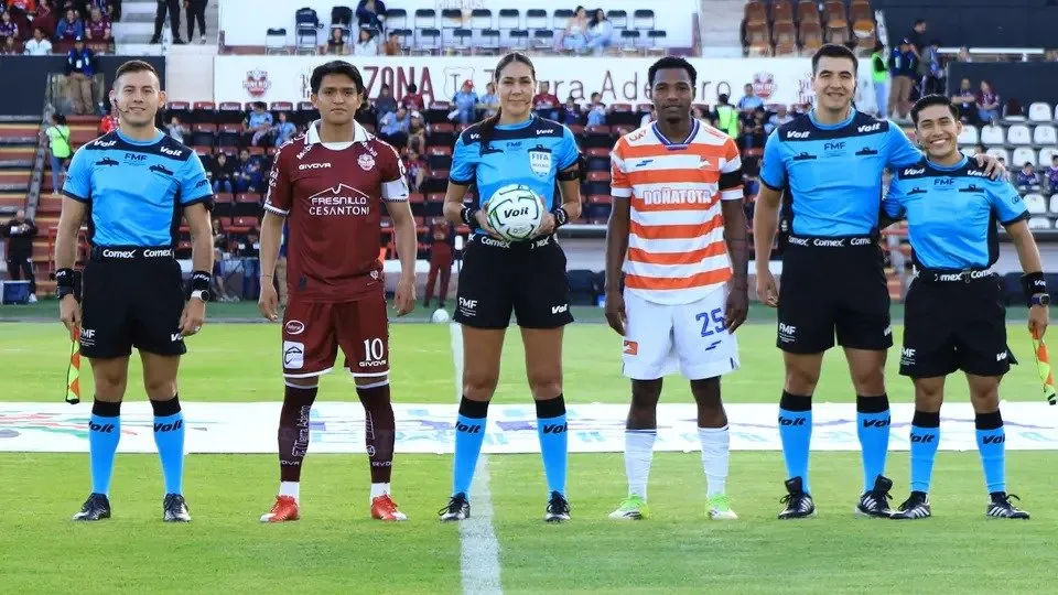 Protesta sin precedentes en la Liga de Expansión MX: Mineros y Correcaminos paralizan el balón contra el cierre del ascenso Protesta sin precedentes en la Liga de Expansión MX: Mineros y Correcaminos paralizan el balón contra el cierre del ascenso