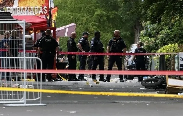 Tragedia en Seattle: Tiroteo cruzado en el festival gastronómico “Bite of Seattle” deja tres muertos y varios heridos, incluido un niño de dos años Tragedia en Seattle: Tiroteo cruzado en el festival gastronómico “Bite of Seattle” deja tres muertos y varios heridos, incluido un niño de dos años