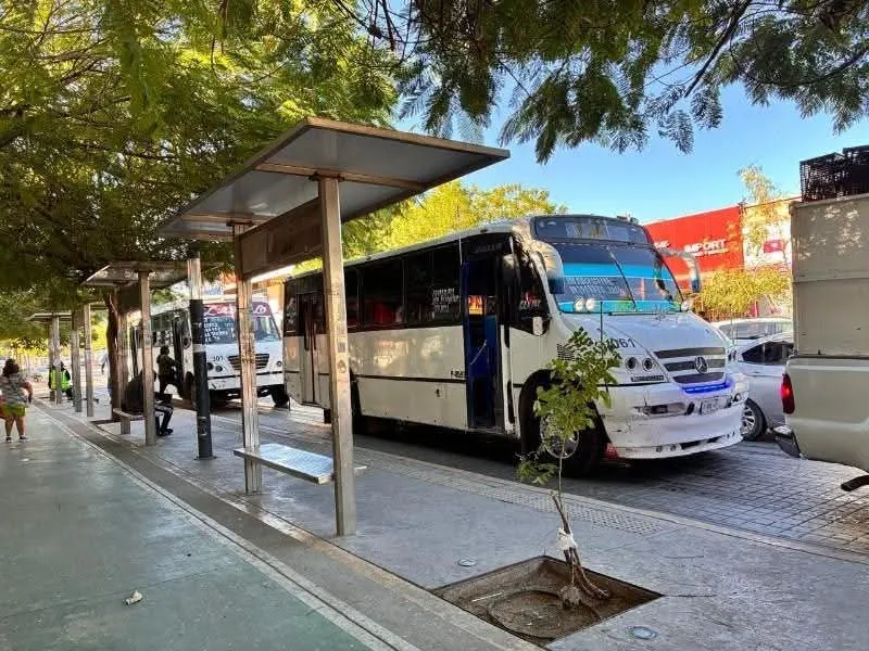Permisionarios denuncian corrupción y abandono en el trasporte urbano de Los Mochis Permisionarios denuncian corrupción y abandono en el trasporte urbano de Los Mochis