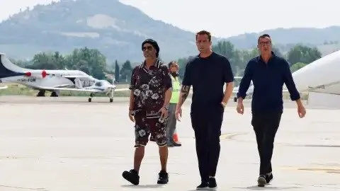 ¡La magia continúa! Ronaldinho Gaúcho regresa al fútbol profesional a los 46 años con el Ravenna de Italia ¡La magia continúa! Ronaldinho Gaúcho regresa al fútbol profesional a los 46 años con el Ravenna de Italia