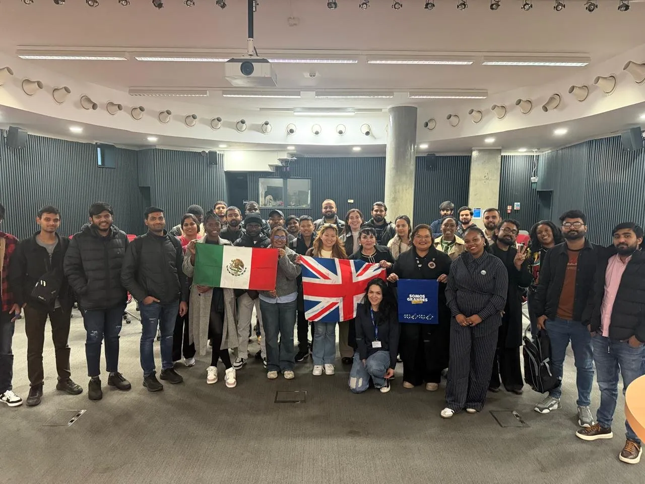 Investigador de la UAS impulsa proyecto de sostenibilidad para pescadoras indígenas del norte de Sinaloa, en las comunidades de Guacaporito y Jitzámuri Investigador de la UAS impulsa proyecto de sostenibilidad para pescadoras indígenas del norte de Sinaloa, en las comunidades de Guacaporito y Jitzámuri