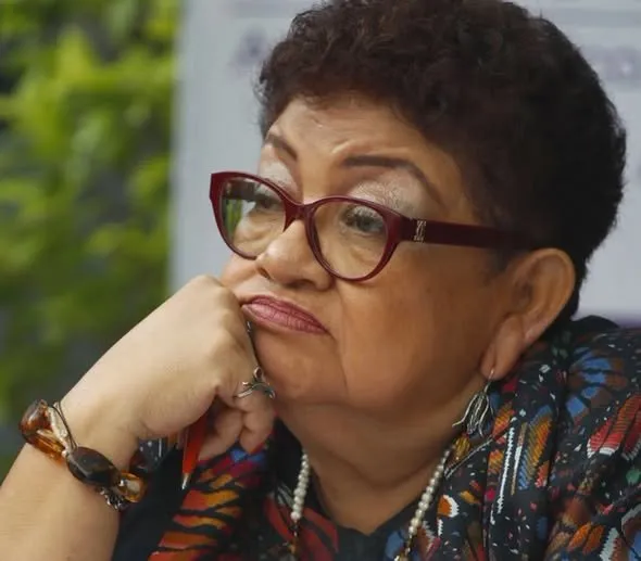 Maru Campos acusa ante la FGR a su exfiscal de operar con la CIA y de corrupción; Godoy confirma reunión Maru Campos acusa ante la FGR a su exfiscal de operar con la CIA y de corrupción; Godoy confirma reunión