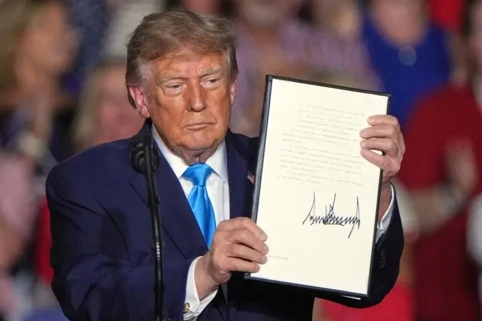 Giro geopolítico e histórico: Donald Trump pacta con Vladímir Putin la compra de diésel ruso para abaratar los combustibles Giro geopolítico e histórico: Donald Trump pacta con Vladímir Putin la compra de diésel ruso para abaratar los combustibles