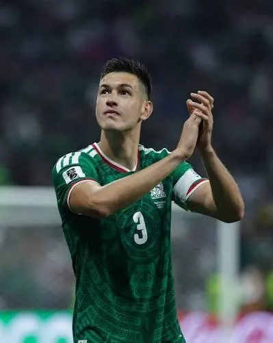¡Terror en las vías! Ataque masivo con drones en Rusia alcanza el tren donde viajaba el futbolista mexicano César Montes ¡Terror en las vías! Ataque masivo con drones en Rusia alcanza el tren donde viajaba el futbolista mexicano César Montes