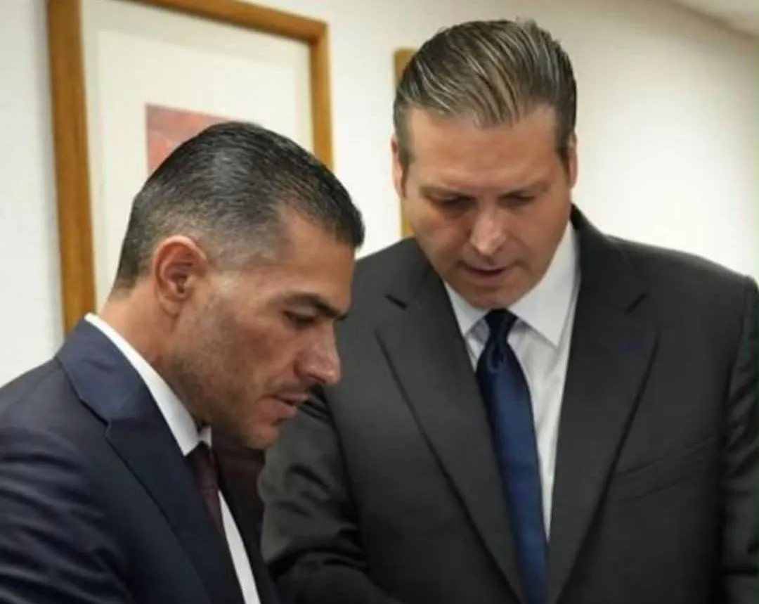 Mario Zamora aborda a Harfuch en San Lázaro y le entrega plan de rescate para Sinaloa Mario Zamora aborda a Harfuch en San Lázaro y le entrega plan de rescate para Sinaloa